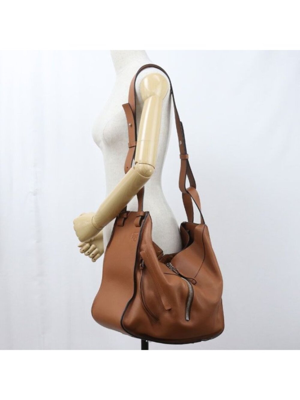 Loewe 2-Way Hammock Handbag Leather - Picture 7 of 7